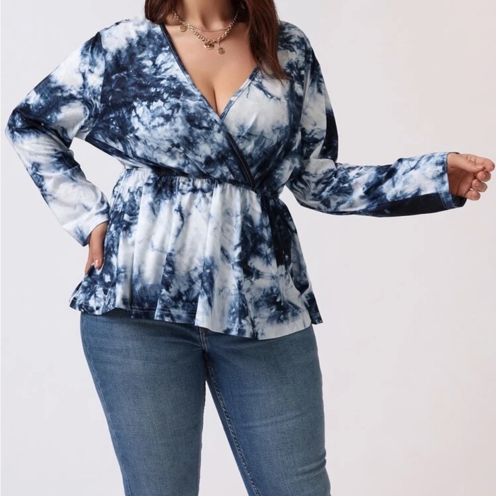 SHEIN Plus Tie Dye Peplum Blouse